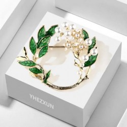YHEZXUN  Fashion simple gold-plated alloy green leaf pearl gardenia brooch